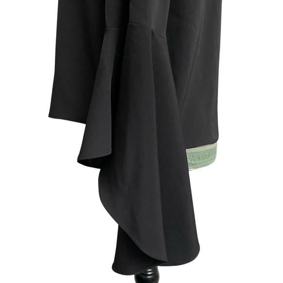 Carmen Marc Valvo Black Ruffle Bell Sleeve Blouse Sz 6 Elegant Statement Top NWT - Picture 8 of 14